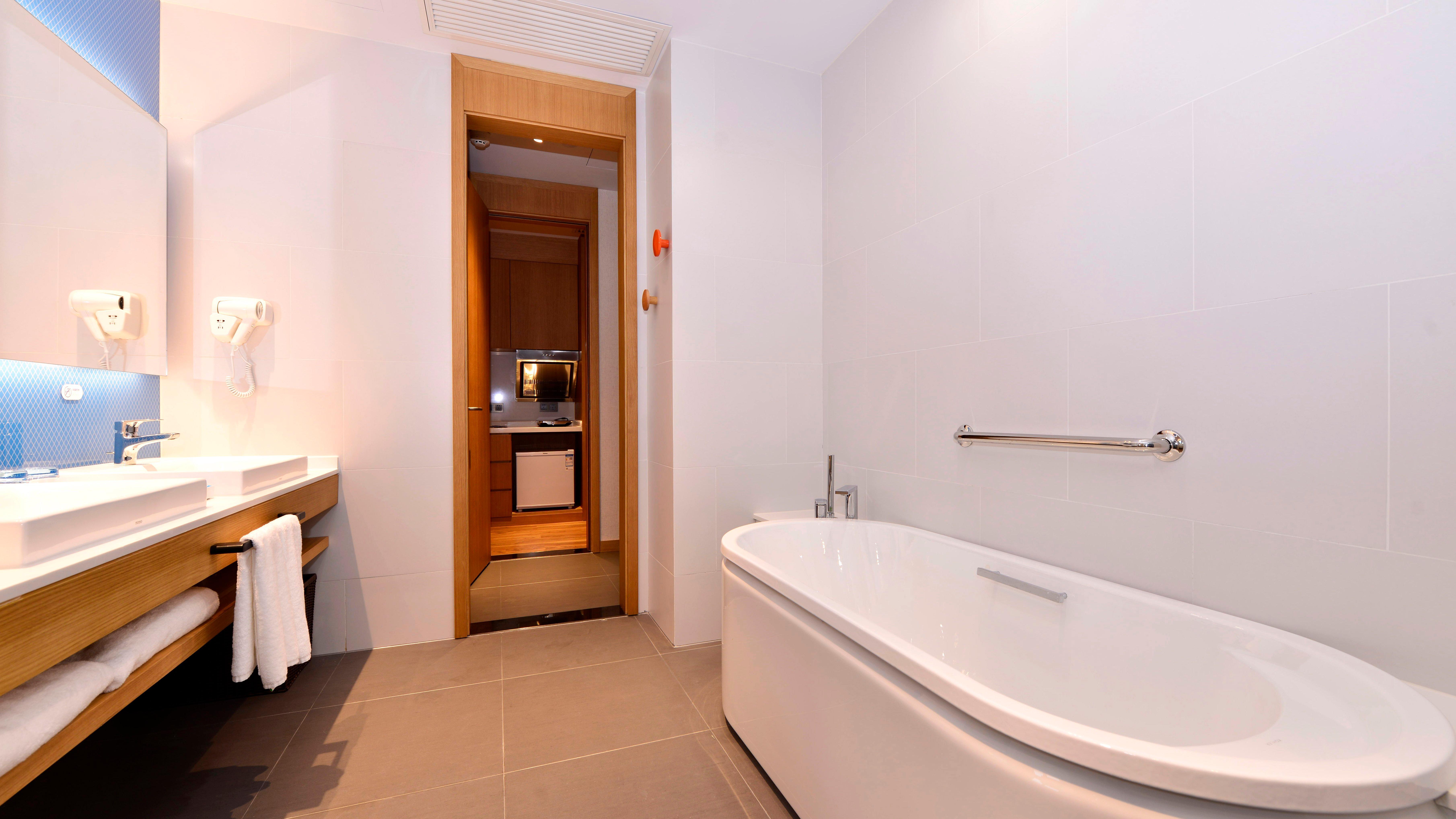 Holiday Inn Express Luanchuan By Ihg Экстерьер фото