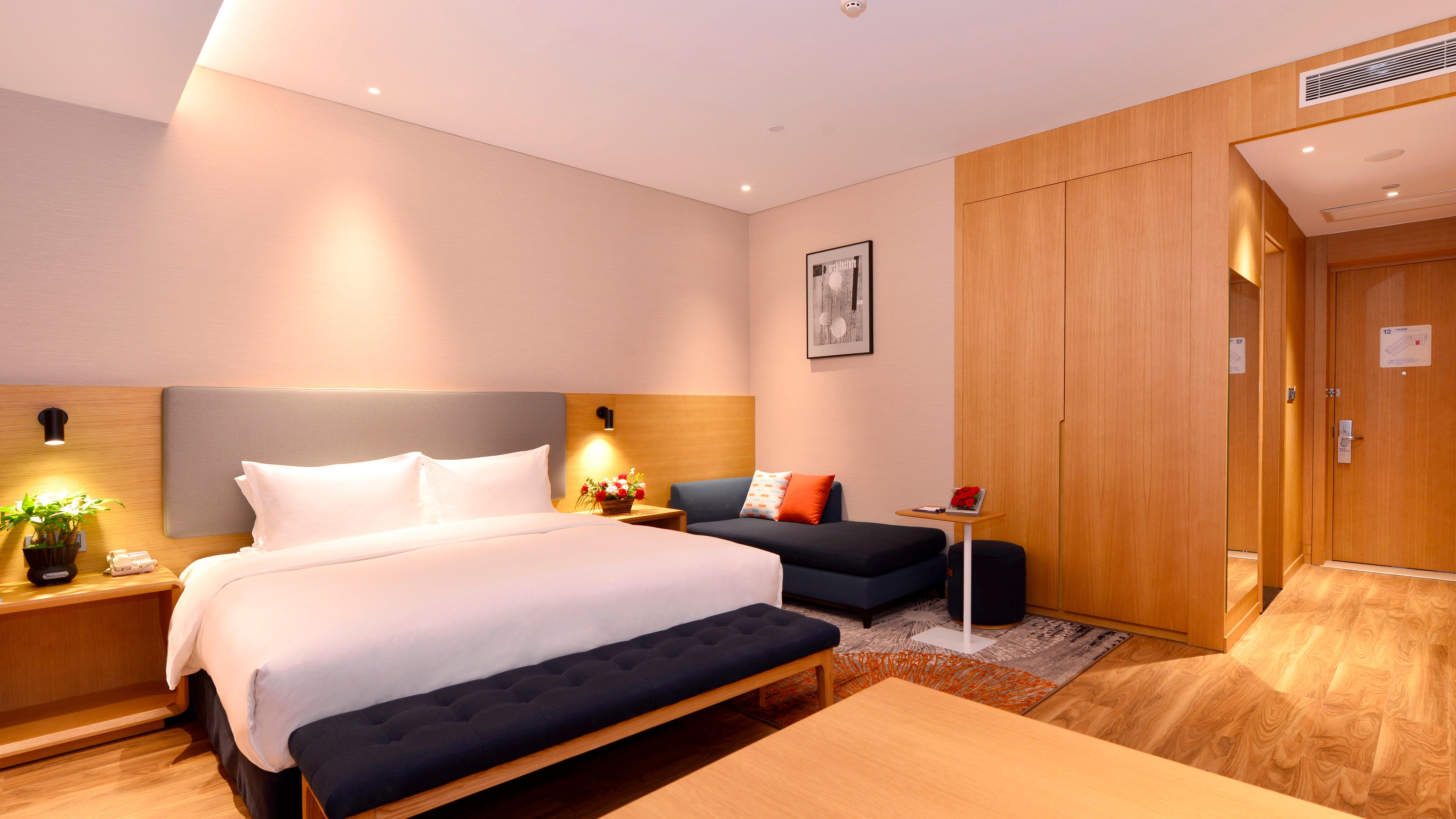 Holiday Inn Express Luanchuan By Ihg Экстерьер фото