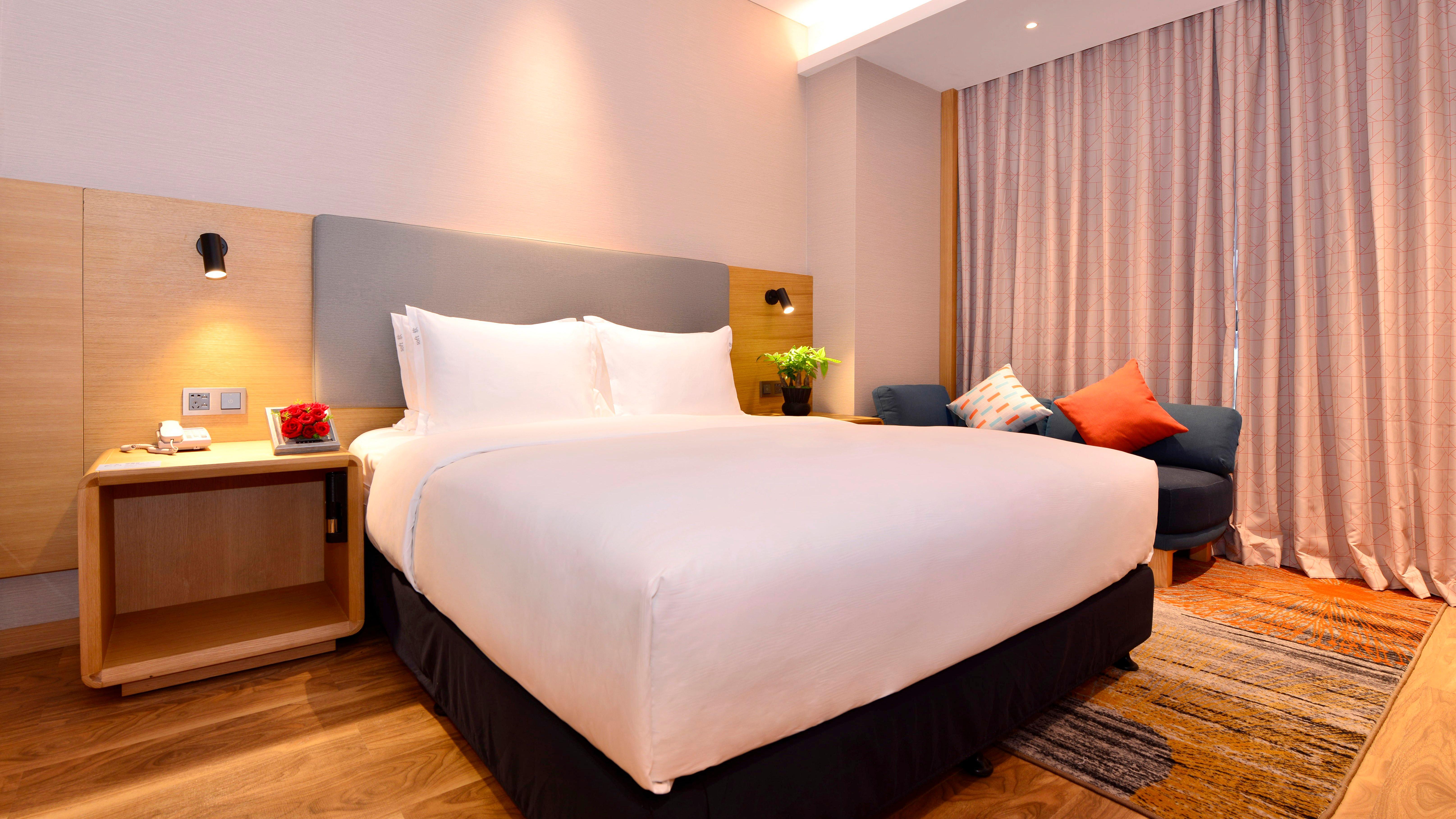 Holiday Inn Express Luanchuan By Ihg Экстерьер фото